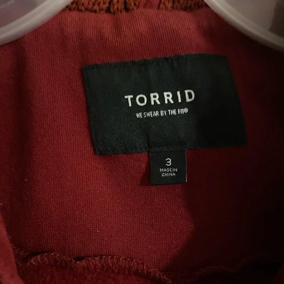 Torrid Women's Deep Red Toggle coat - Picture 3 of 3